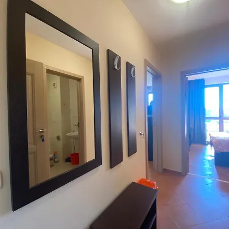 Апартаменти Kalia B23 One Bedroom Сонячний Берег