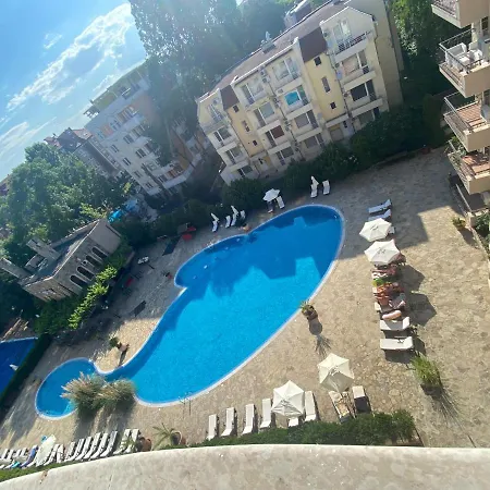 Kalia B23 One Bedroom Апартаменти *